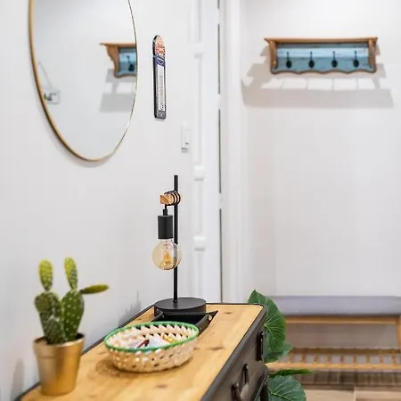 Apartment Emblematic In The Realejo *